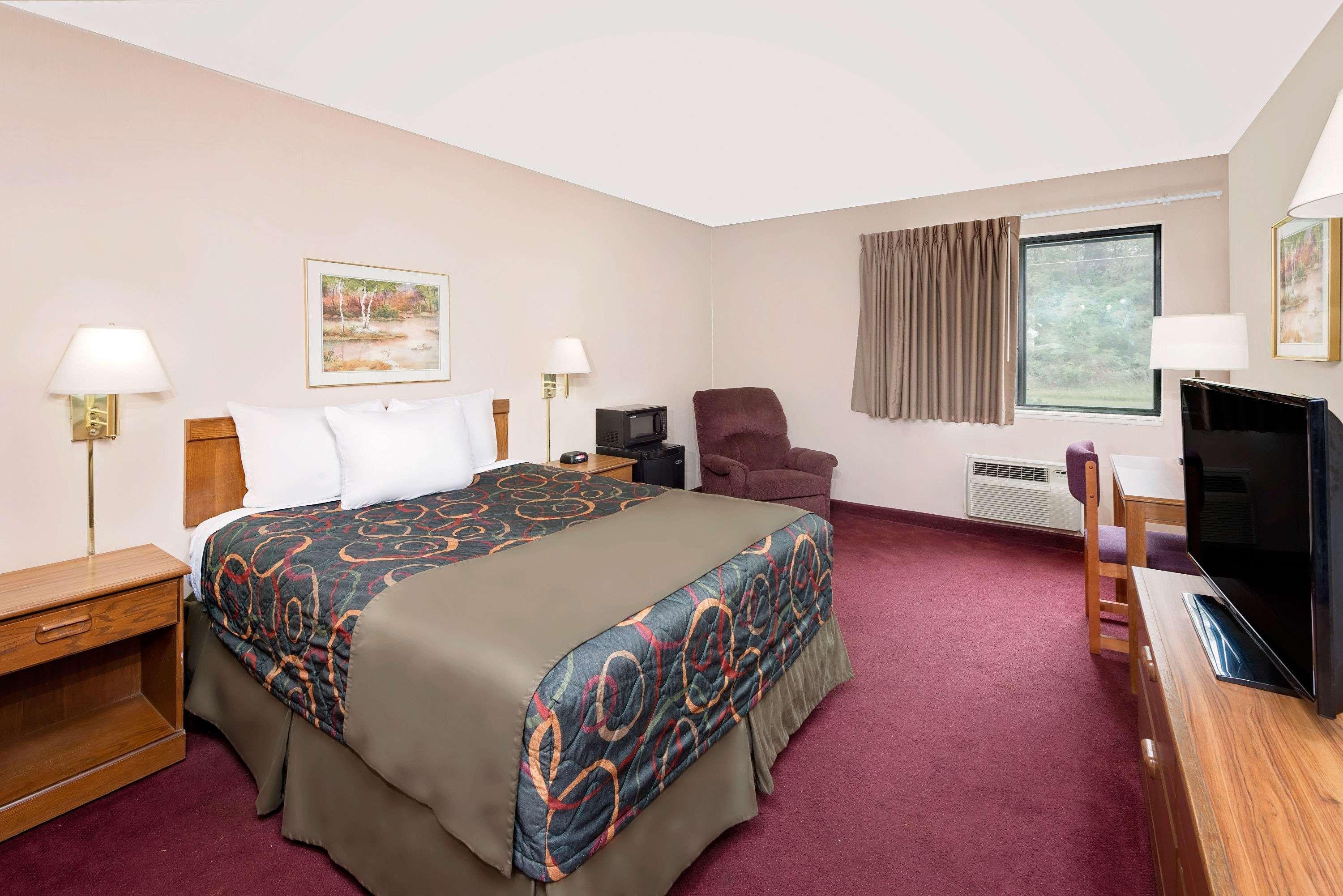 Days Inn By Wyndham Бунвилл Экстерьер фото