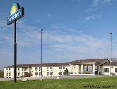 Days Inn By Wyndham Бунвилл Экстерьер фото